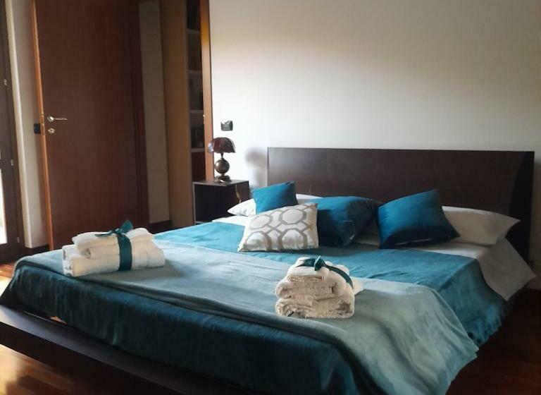 פנסיון Villa Mina