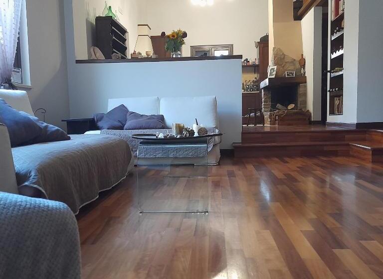 פנסיון Villa Mina