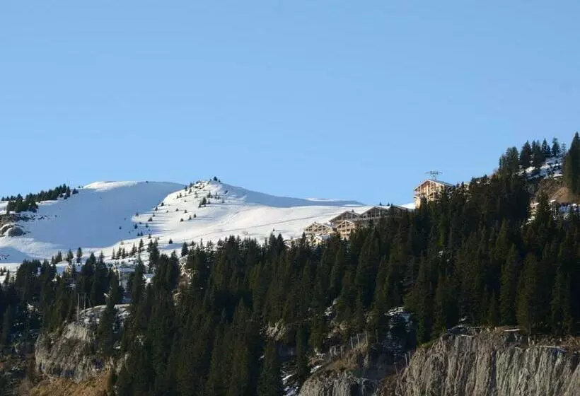 Appartement Rénové à Flaine Forum – 6 Pers. – Proche Pistes Et Commerces – Balcon Orienté Ouest   Fr