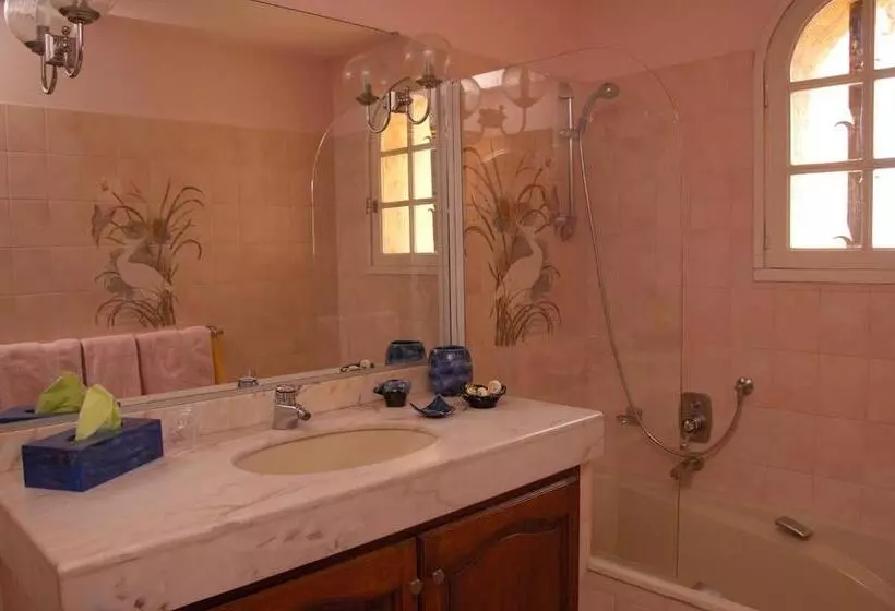 ベッドアンドブレックファースト Chambre D Hôte Chez Dany   Mougins
