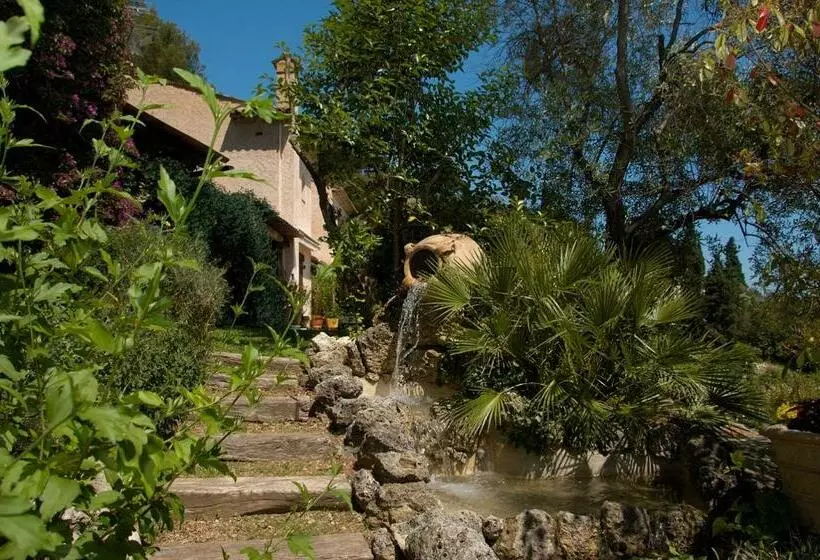ベッドアンドブレックファースト Chambre D Hôte Chez Dany   Mougins