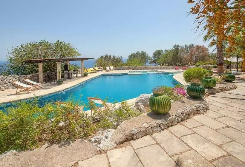 Aamiaismajoitus (B&B) Licucuruzzi Suites & Trulli