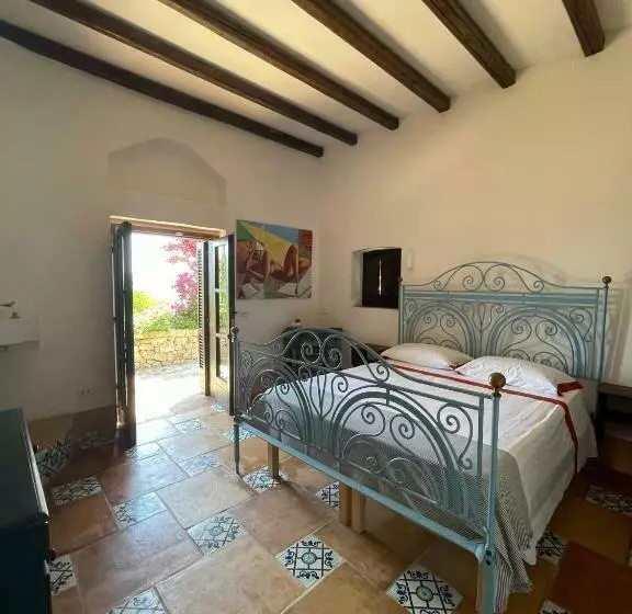 Aamiaismajoitus (B&B) Licucuruzzi Suites & Trulli