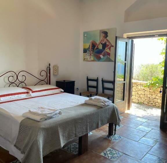 住宿加早餐  Licucuruzzi Suites & Trulli