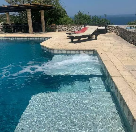 Aamiaismajoitus (B&B) Licucuruzzi Suites & Trulli