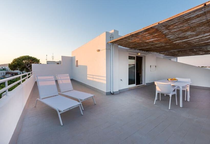 Отель Iroco Hostal