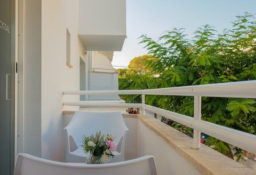 Отель Iroco Hostal