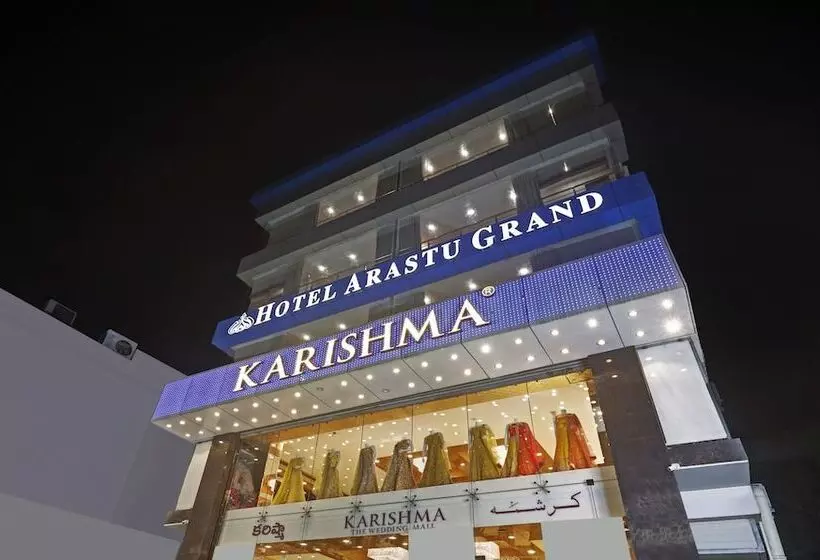 ホテル Treebo Arastu Grand