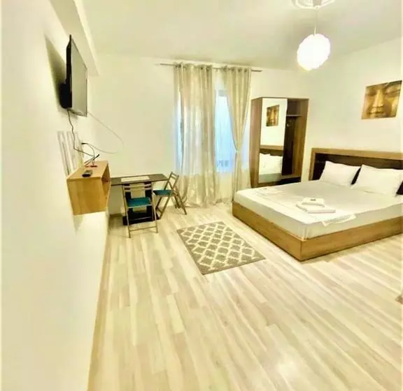 Ipsilanti House