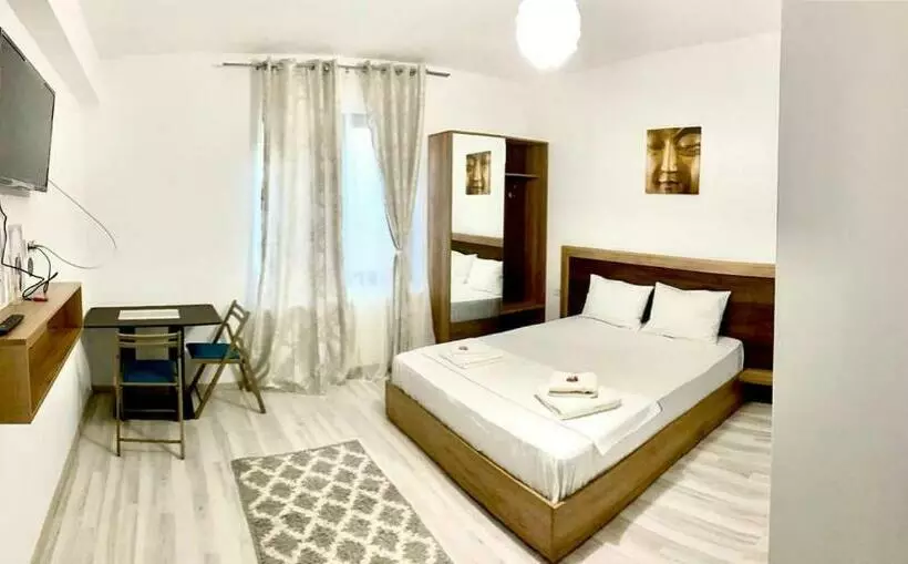 Ipsilanti House