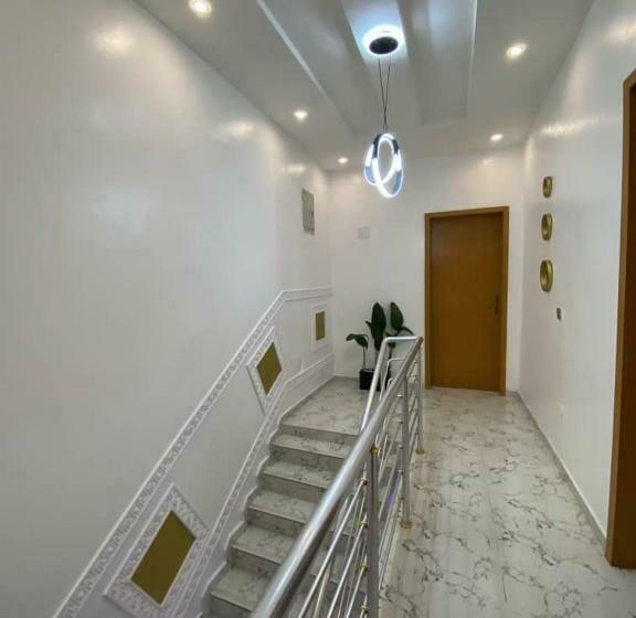 Mo Sovereign Apartments