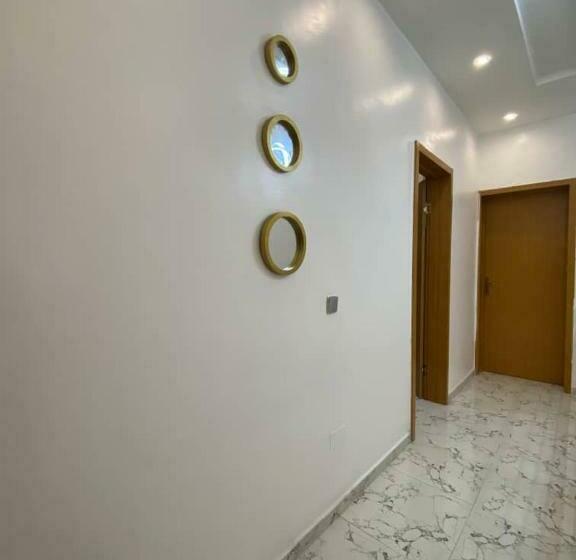 Mo Sovereign Apartments