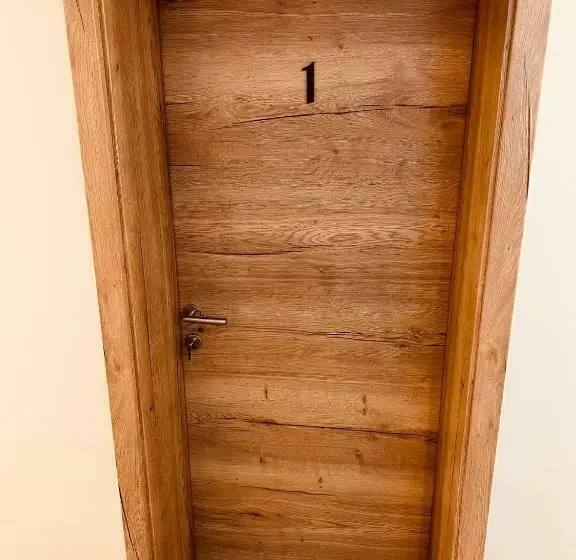 Pjagodic Hotel Cerklje   5min To Airport