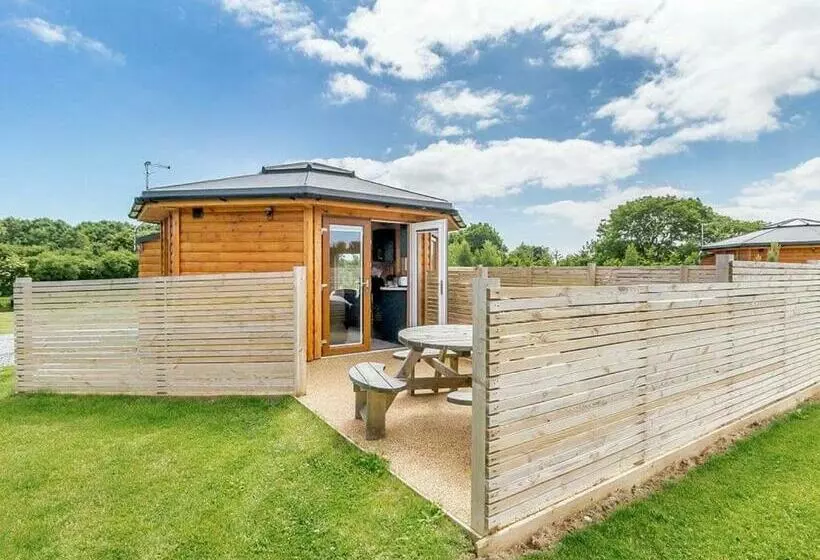 Lomakeskus Green Meadows Park