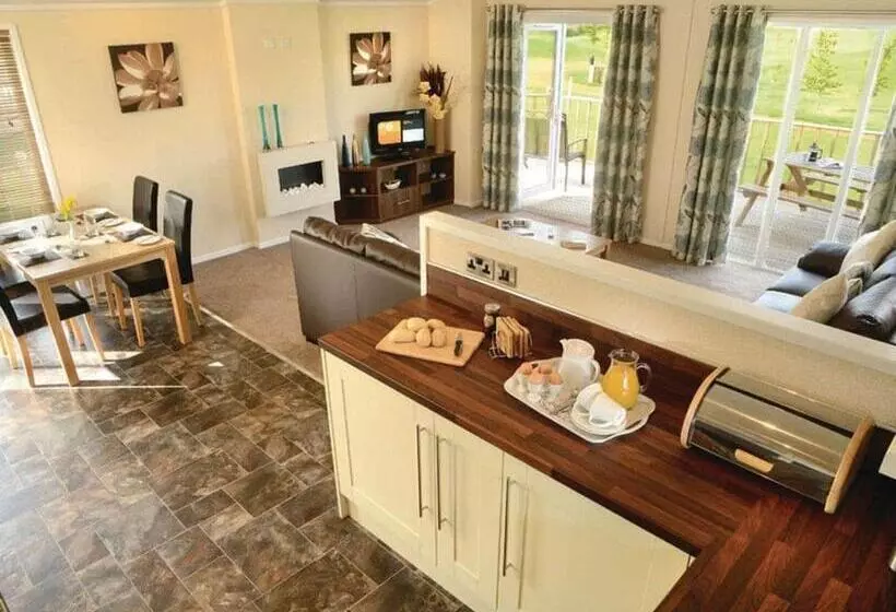 Tydd St Giles Resort
