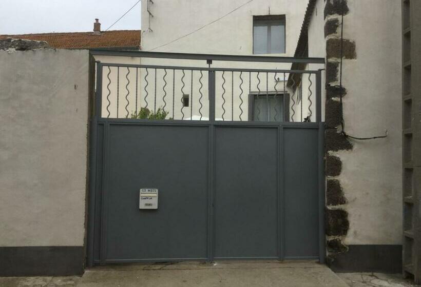 مبيت وإفطار Castel&letti