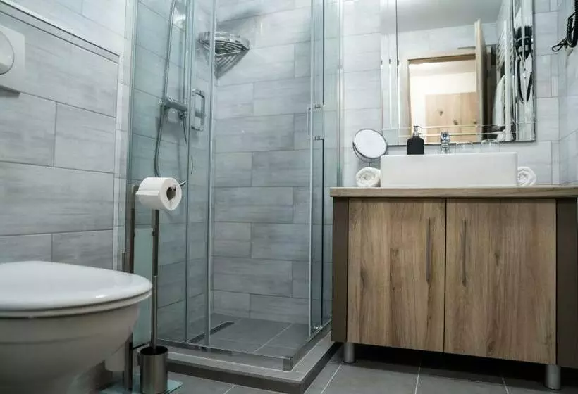 Aamiaismajoitus (B&B) Rengő Panzió