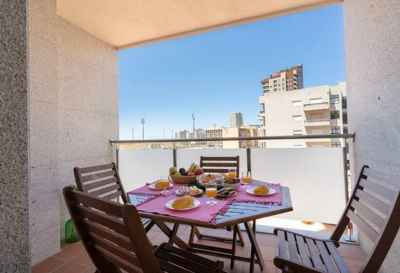 Homely Fresh Apartment Terrace & Garage