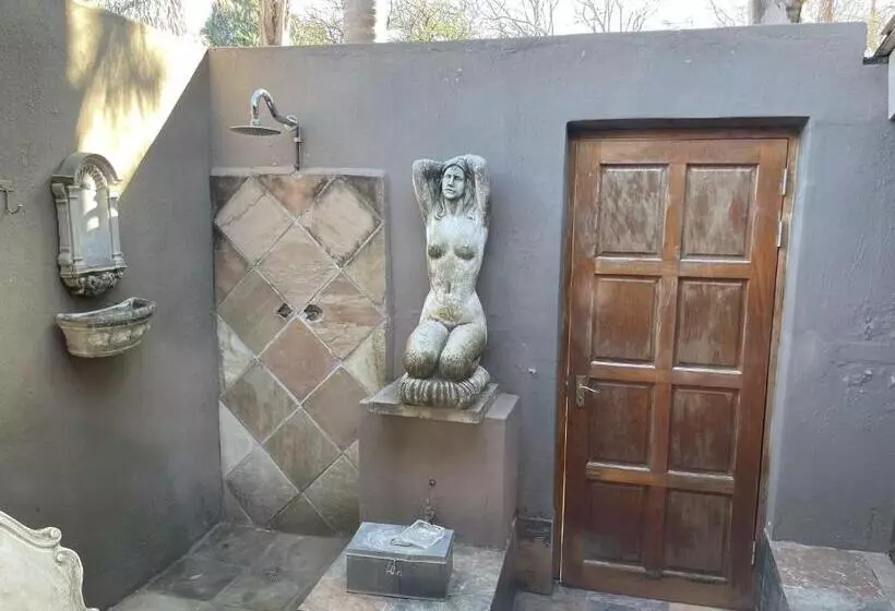 Majatalo @grace Guesthouse