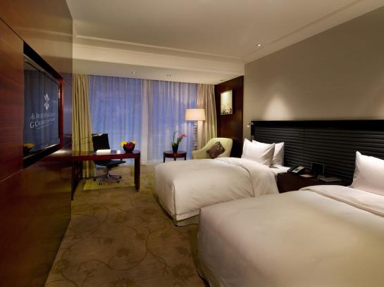 فندق Noble International