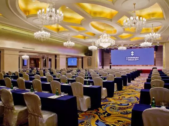 בית מלון כפרי Noble International