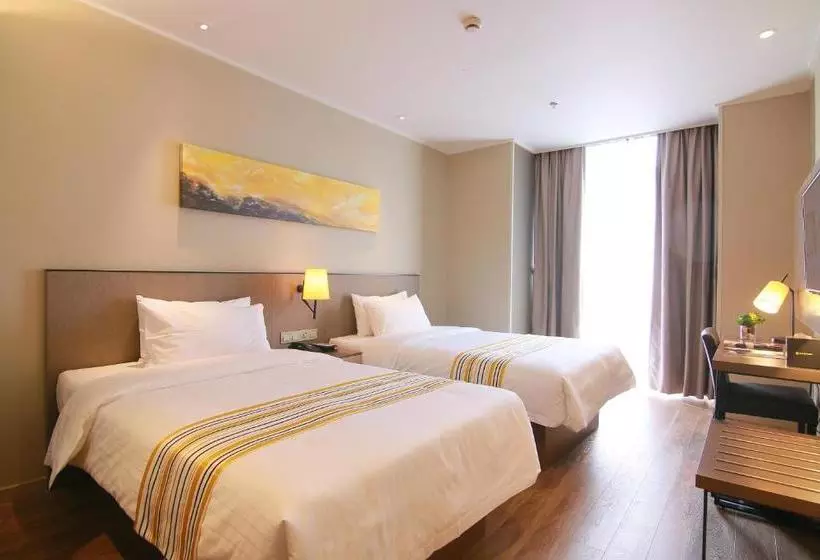 מוטל Home Inn Plus Kunshan Qianjin West Road Hongqiao