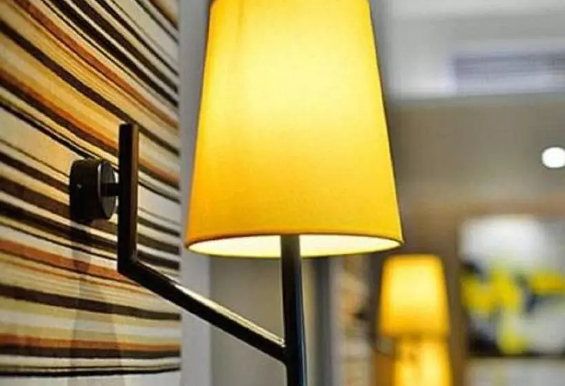 מוטל Home Inn Plus Kunshan Qianjin West Road Hongqiao