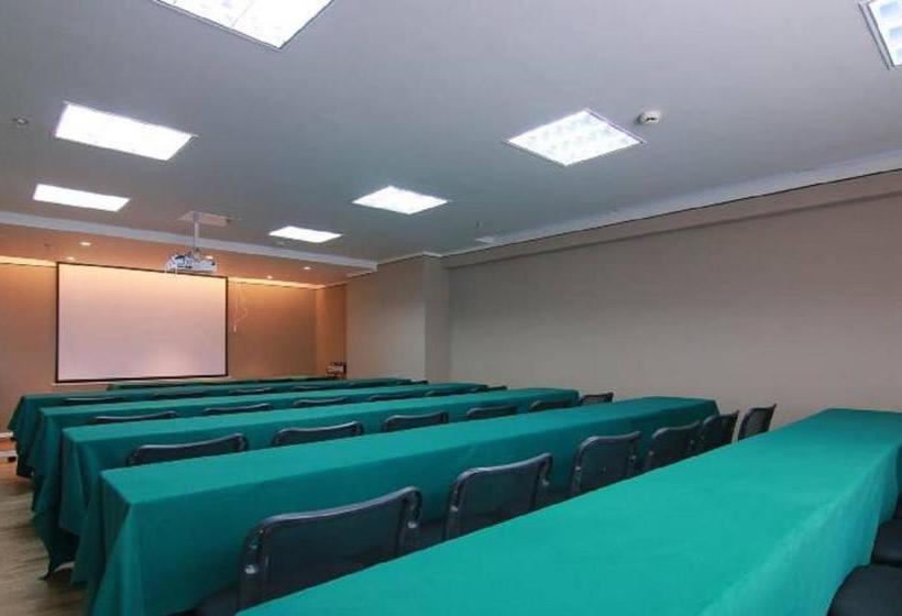 Motel Home Inn Plus Kunshan Qianjin West Road Hongqiao