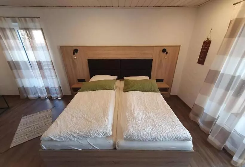 Aamiaismajoitus (B&B) Bleibe In Der Brandgasse