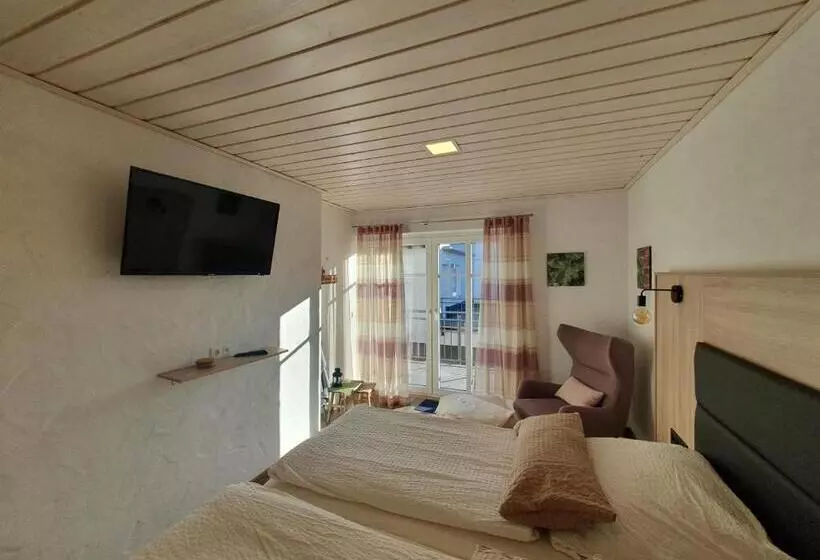 Aamiaismajoitus (B&B) Bleibe In Der Brandgasse