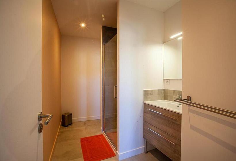 민박 Confidences Escale à Brissac