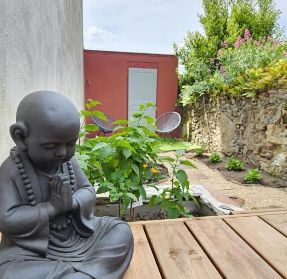 민박 Confidences Escale à Brissac