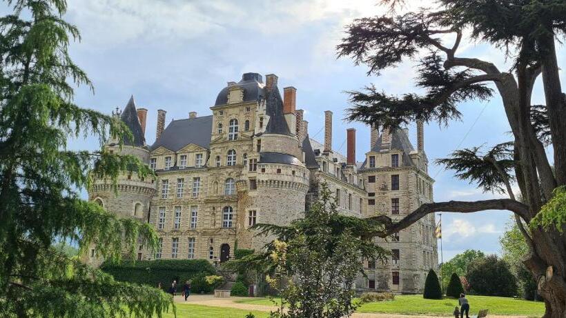 민박 Confidences Escale à Brissac