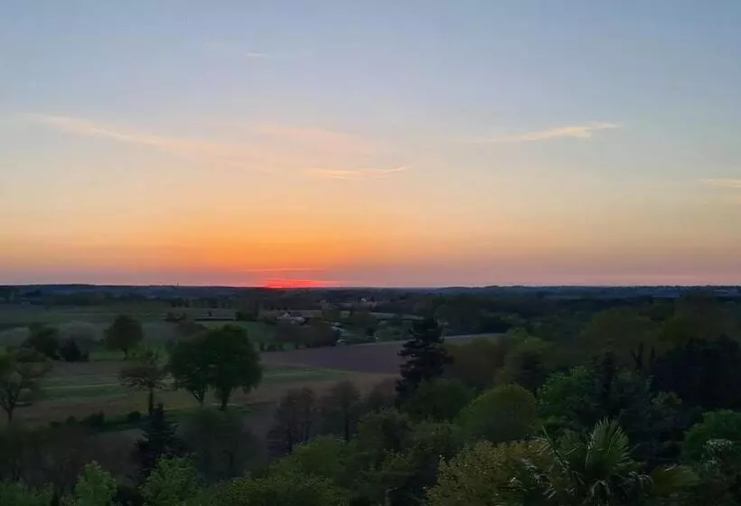 Aamiaismajoitus (B&B) Confidences Escale à Brissac