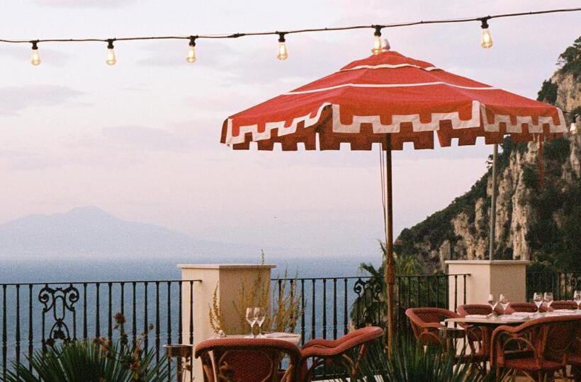 هتل Il Capri
