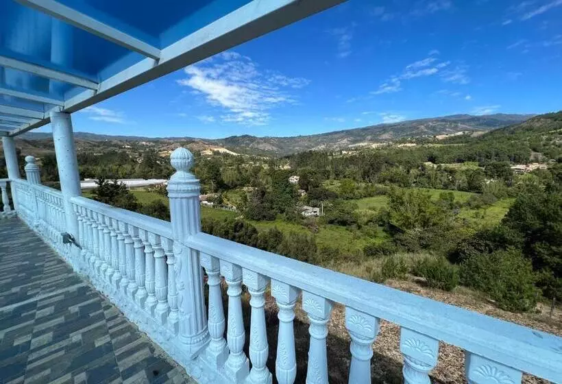 ホテル Villa Isabella Esperanza De Tinjacá Boyacá