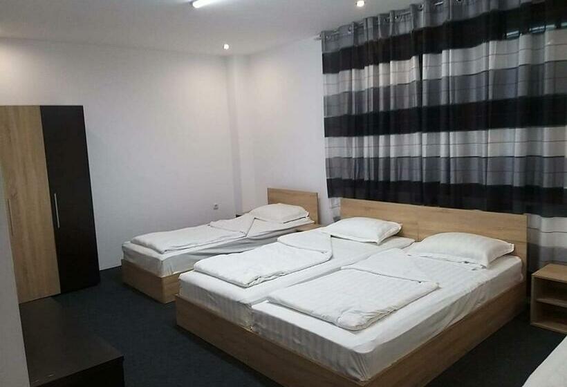 پانسیون стаи за гости ася