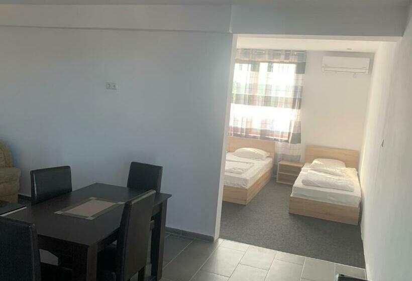 پانسیون стаи за гости ася