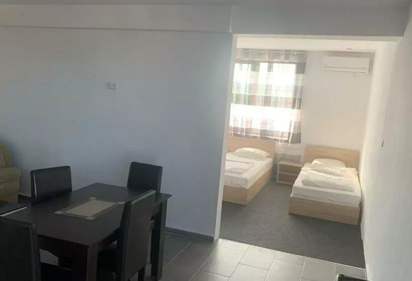 ペンション стаи за гости ася