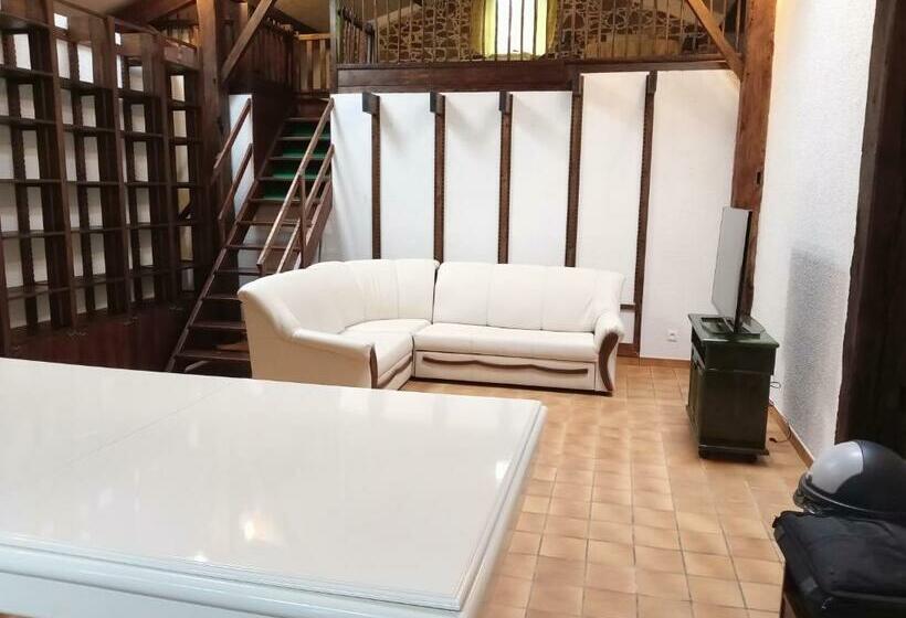 פנסיון La Petite Landette