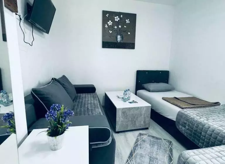 هاستل Felicita Apartments Brcko