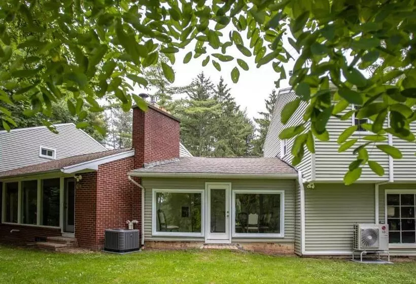 Forestview Manor
