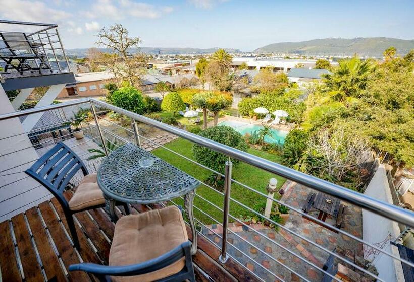 פנסיון Aestas Bed And Breakfast