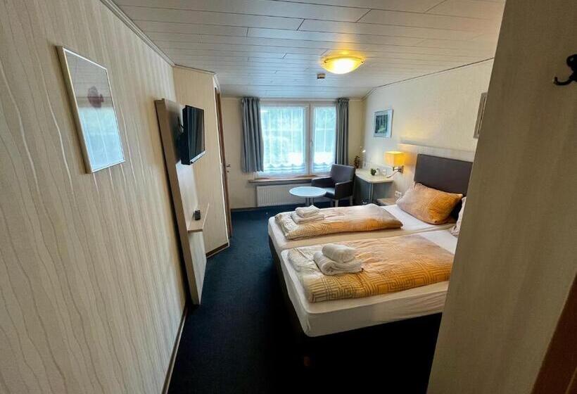 بنسيون Gästehaus 2 Norden