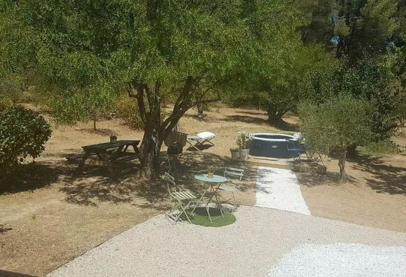 Majatalo Magnifique Cabanon Face Au Garlaban à Aubagne