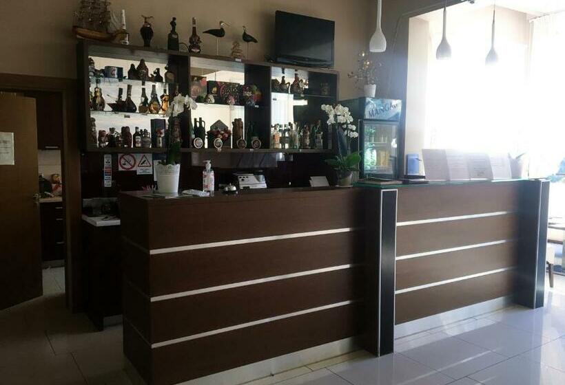 Pension Room In Guest Room Valensija Large Suite