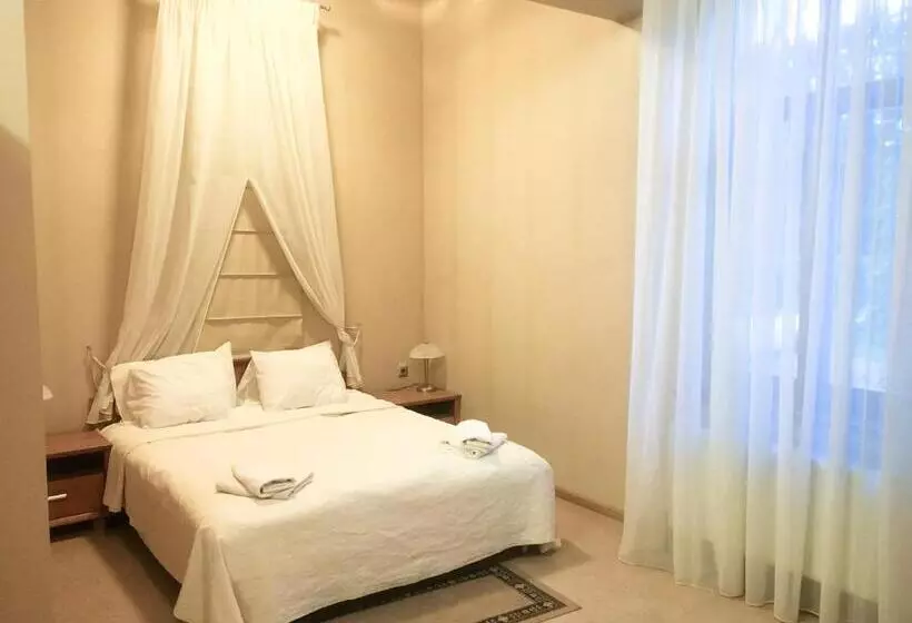پانسیون Room In Guest Room   Valensija   Large Suite