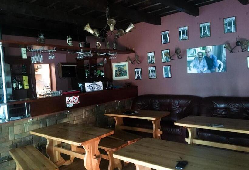 Pension Room In Guest Room Valensija Large Suite