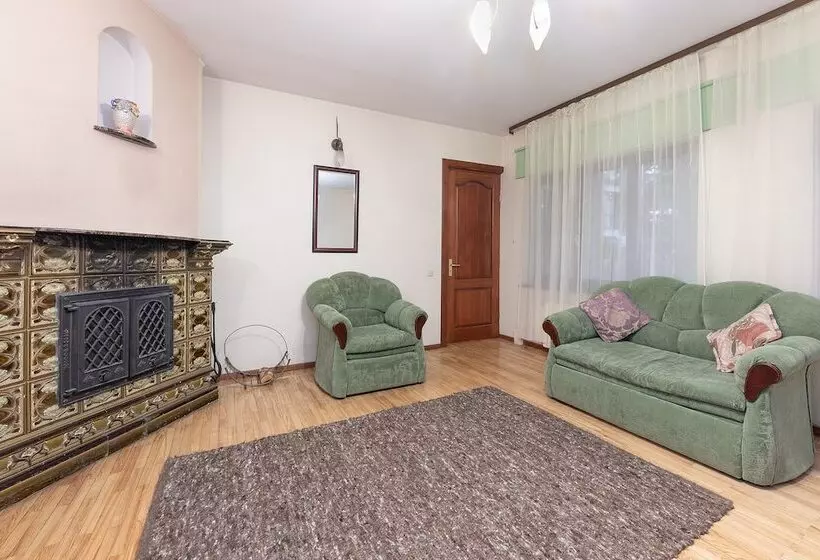 پانسیون Room In Guest Room   Valensija   Apartment For 2 Adults