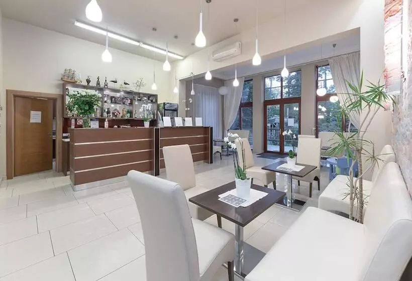 پانسیون Room In Guest Room   Valensija   Apartment For 2 Adults